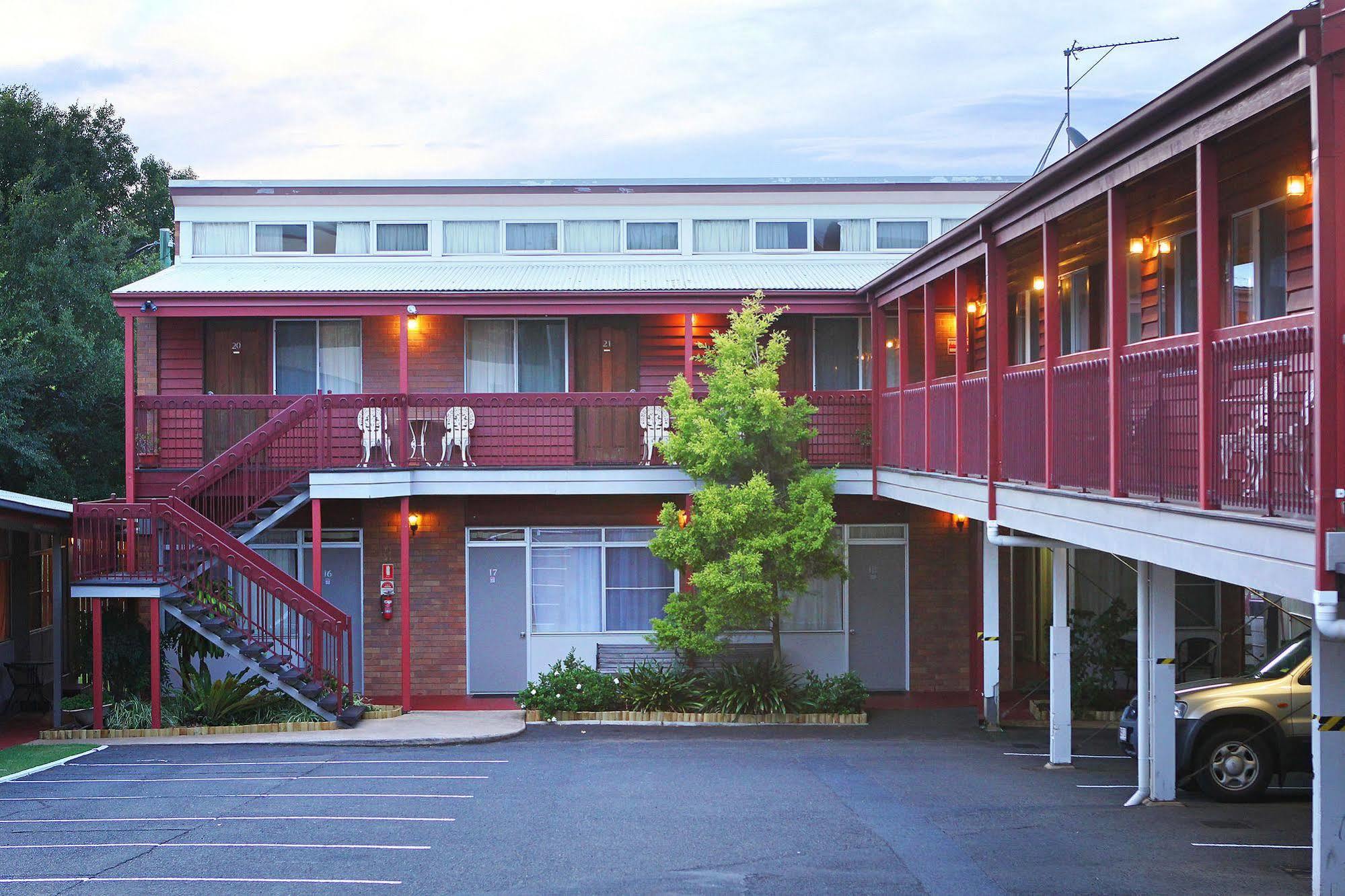 Downs Motel Toowoomba Exterior photo